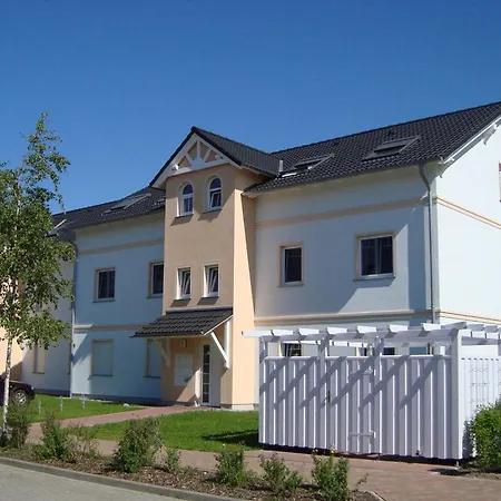 Apartment Strandwiese 11 *